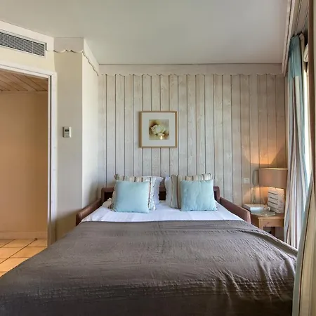 La Baie Des Voiles: Lakefront Apartments on Annecy Duingt Exterior photo