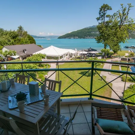 La Baie Des Voiles: Lakefront Apartments on Annecy Duingt Exterior photo