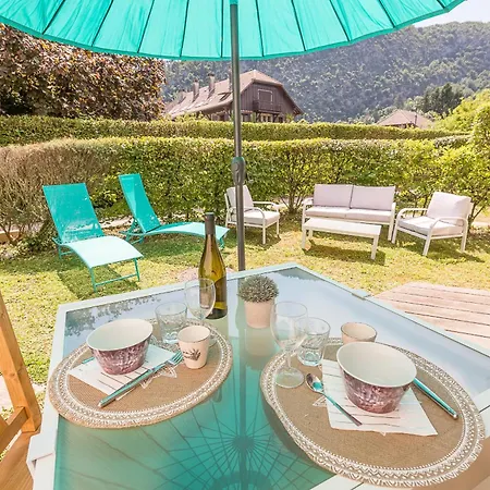 La Baie Des Voiles: Lakefront Apartments on Annecy Duingt Exterior photo