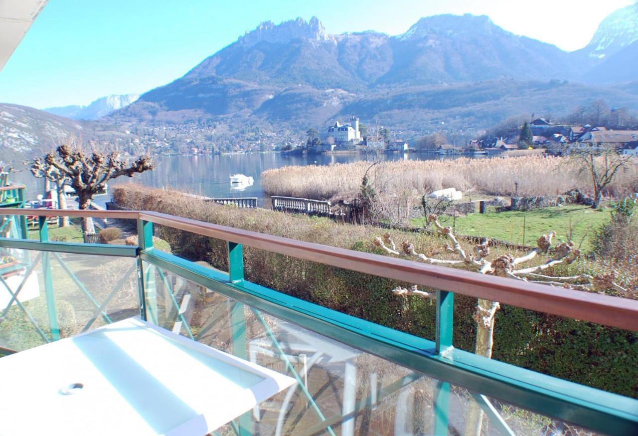 Apartment La Baie Des Voiles: Lakefront On Annecy