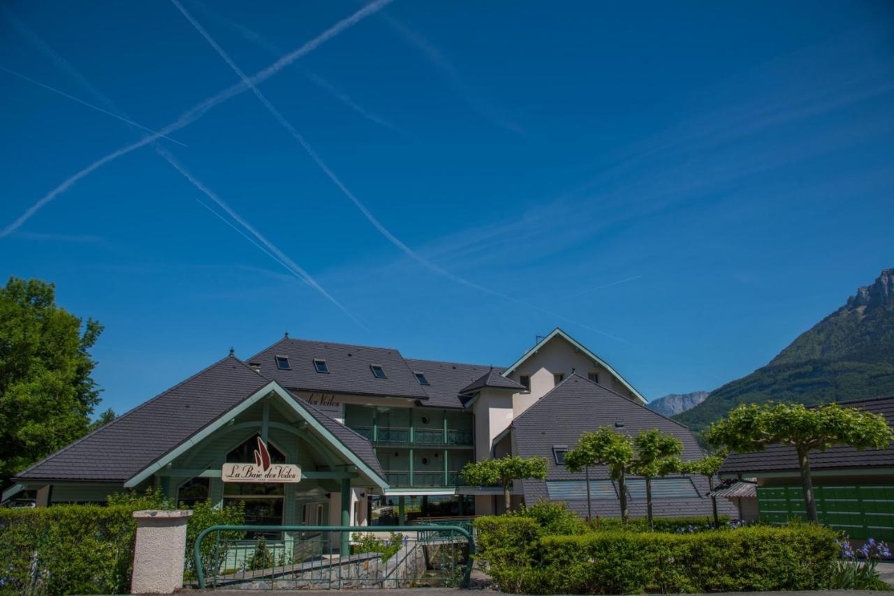 La Baie Des Voiles: Lakefront On Annecy Apartment Duingt