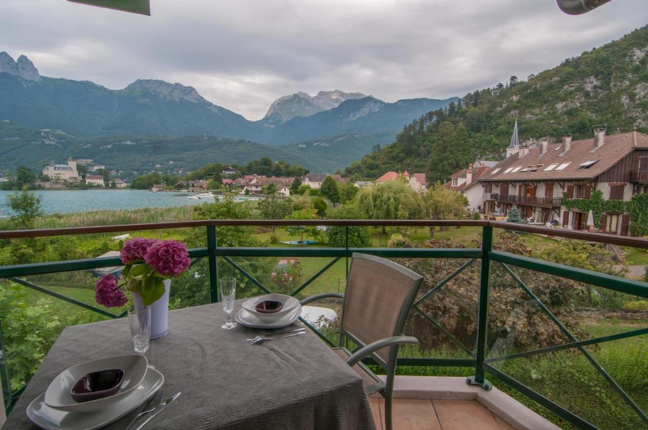 La Baie Des Voiles: Lakefront On Annecy Apartment *