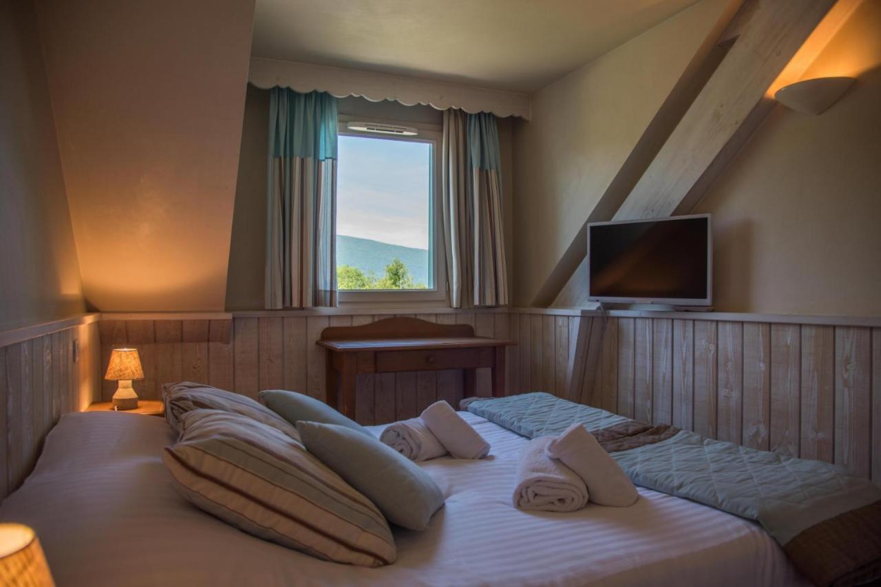 Apartment La Baie Des Voiles: Lakefront On Annecy