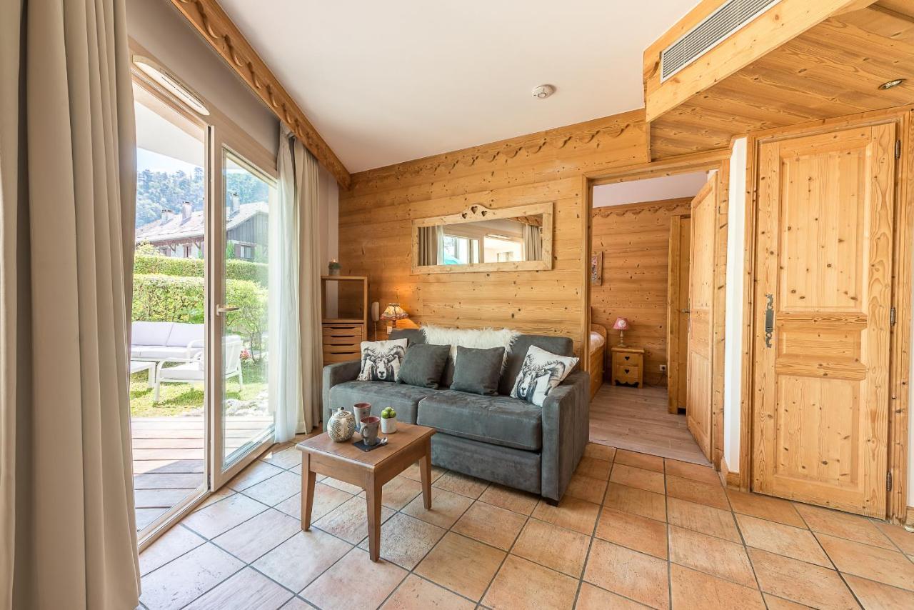 La Baie Des Voiles: Lakefront On Annecy Apartment *